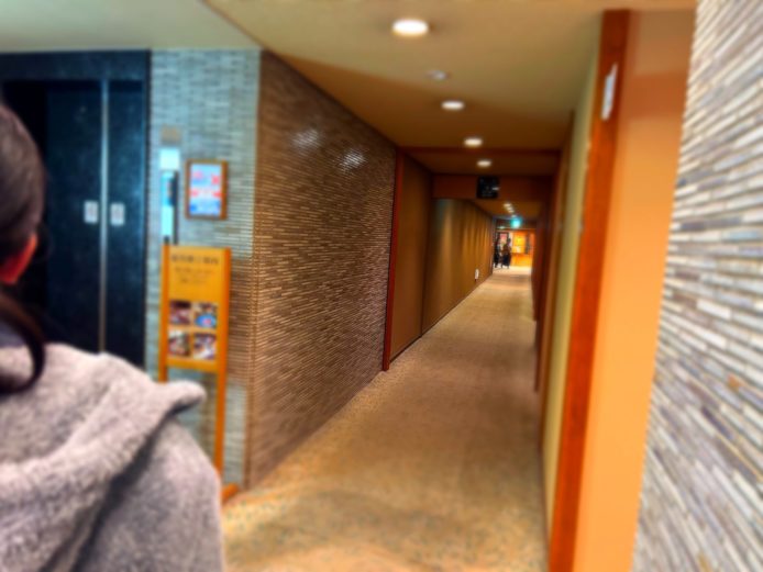 長ーい廊下
そして…客室へ