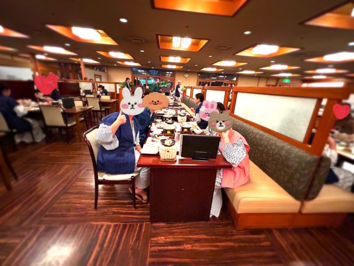 ホールの方に撮っていただきました